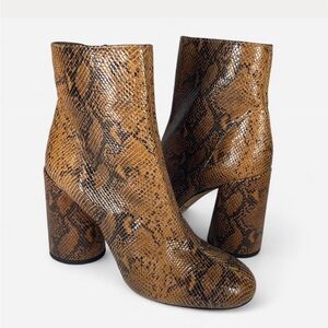 Emporio Armani Snakeskin Ankle Boots Size 41/US 10-10.5 Brown Italy Block Heel